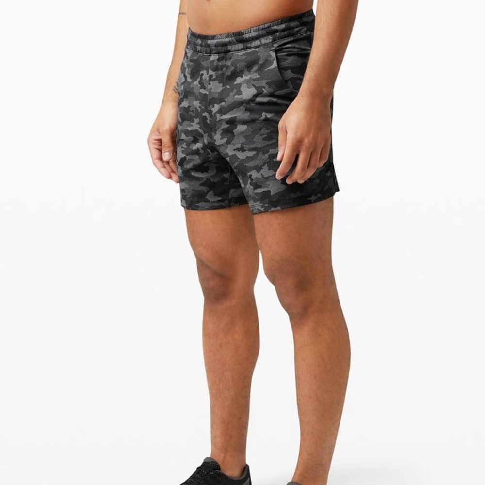 Pace Breaker Short 5” *Linerless, NWT - Picture 1 of 4